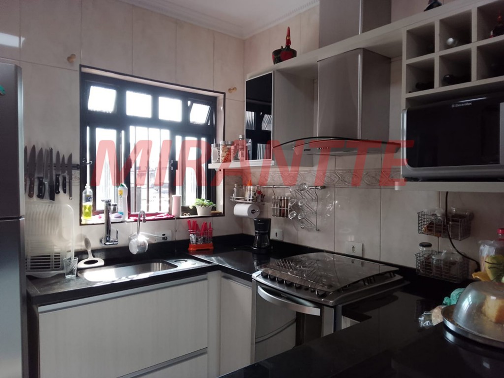 Sobrado de 240m² com 3 quartos em Imirim