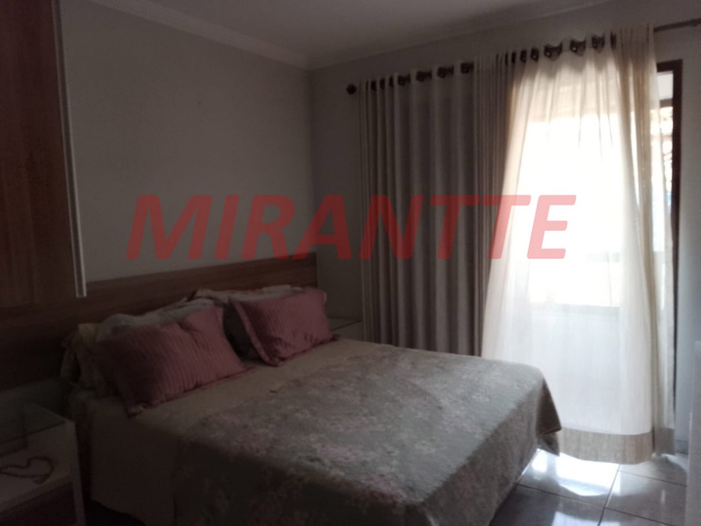 Sobrado de 240m² com 3 quartos em Imirim