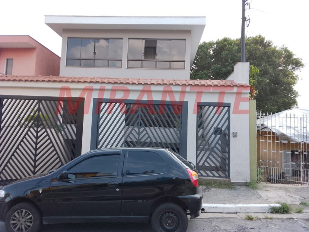 Sobrado de 240m² com 3 quartos em Imirim