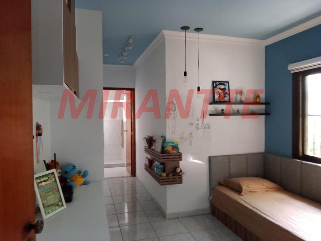 Sobrado de 240m² com 3 quartos em Imirim