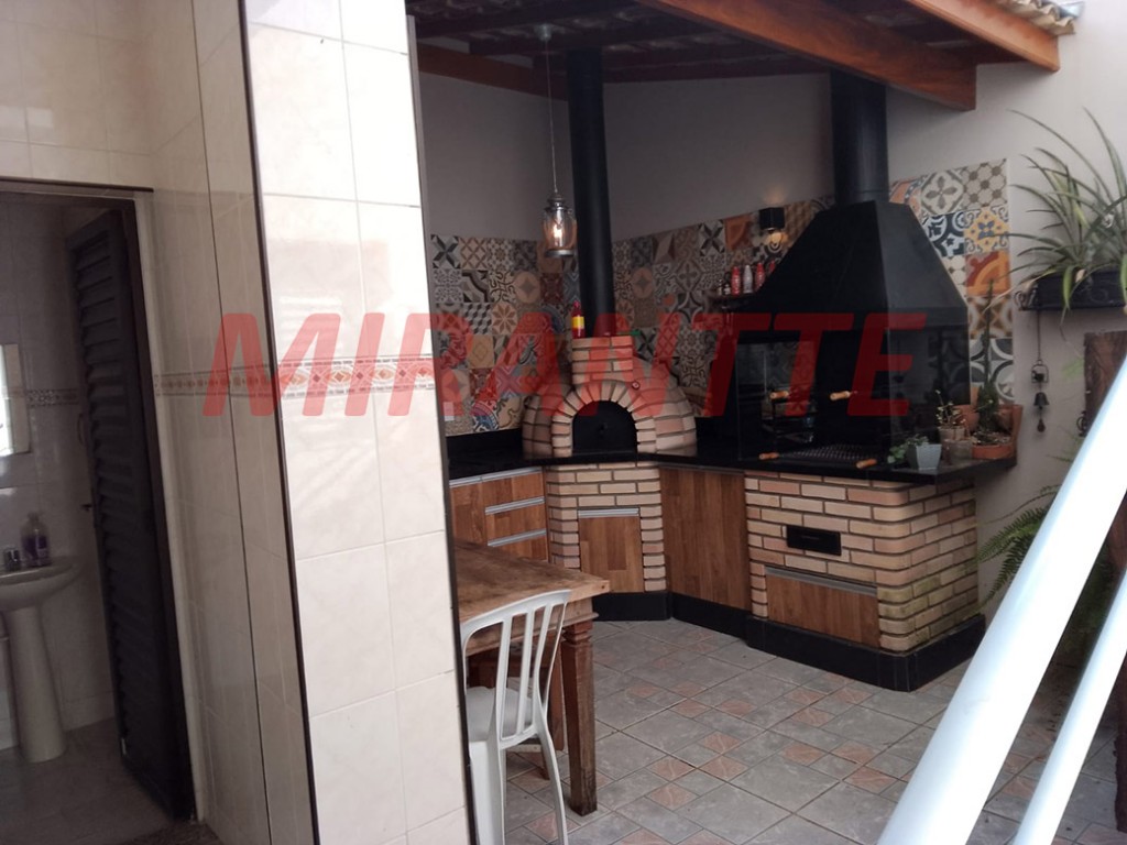 Sobrado de 240m² com 3 quartos em Imirim