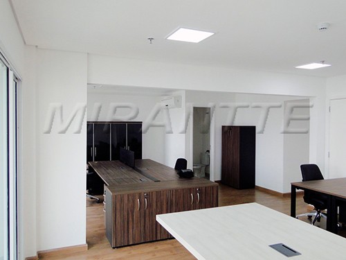 Comercial de 60m² em Santana