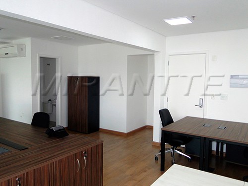 Comercial de 60m² em Santana