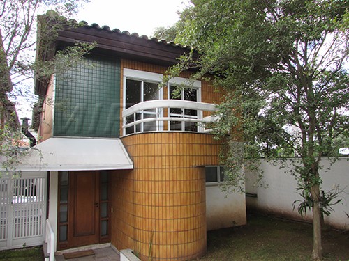 Sobrado de 224m² com 4 quartos em Alto de Pinheiros
