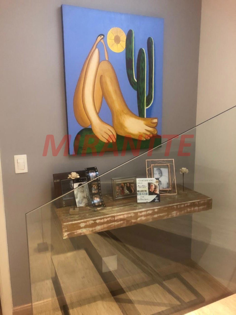 Cond. fechado de 240m² com 3 quartos em Horto Florestal