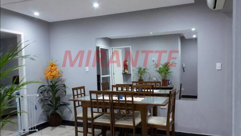 Apartamento de 54m² com 3 quartos em Santana