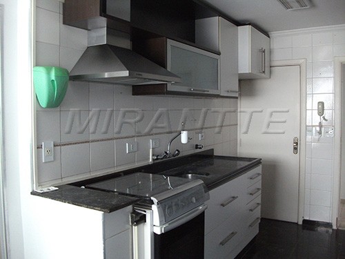Apartamento de 95m² com 2 quartos em Santana