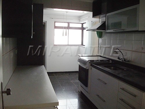Apartamento de 95m² com 2 quartos em Santana