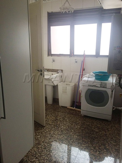 Apartamento de 205m² com 4 quartos em Santana