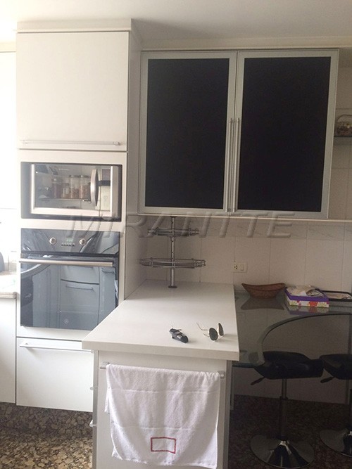 Apartamento de 205m² com 4 quartos em Santana