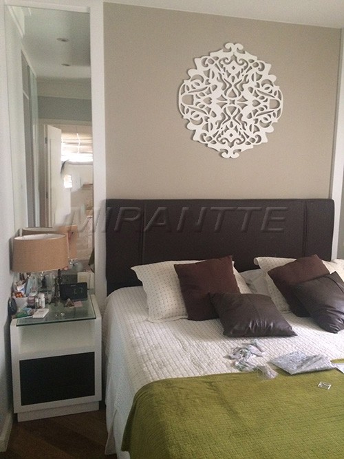 Apartamento de 205m² com 4 quartos em Santana
