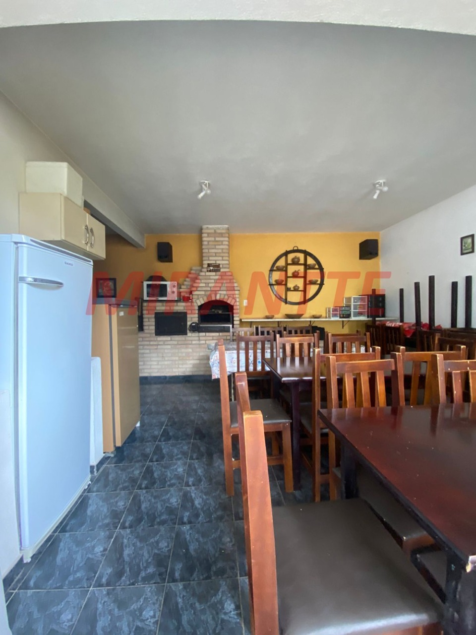 Sobrado de 217m² com 4 quartos em Santa Teresinha