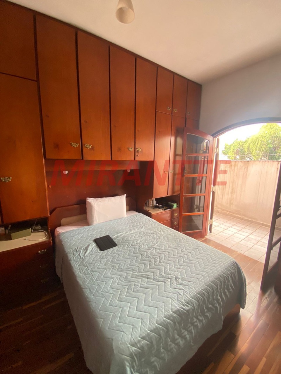 Sobrado de 217m² com 4 quartos em Santa Teresinha