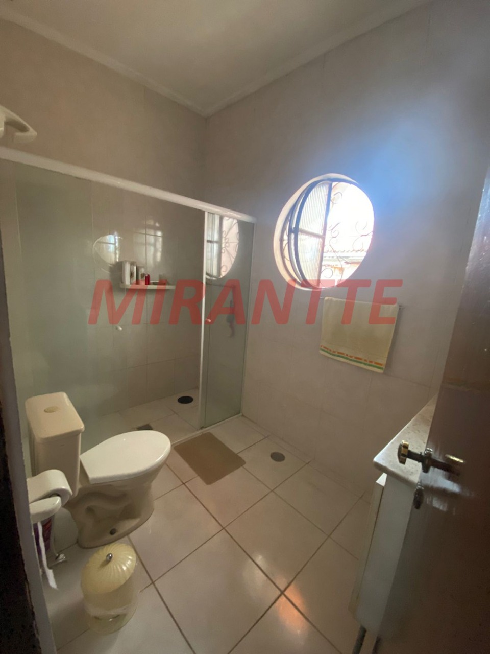 Sobrado de 217m² com 4 quartos em Santa Teresinha