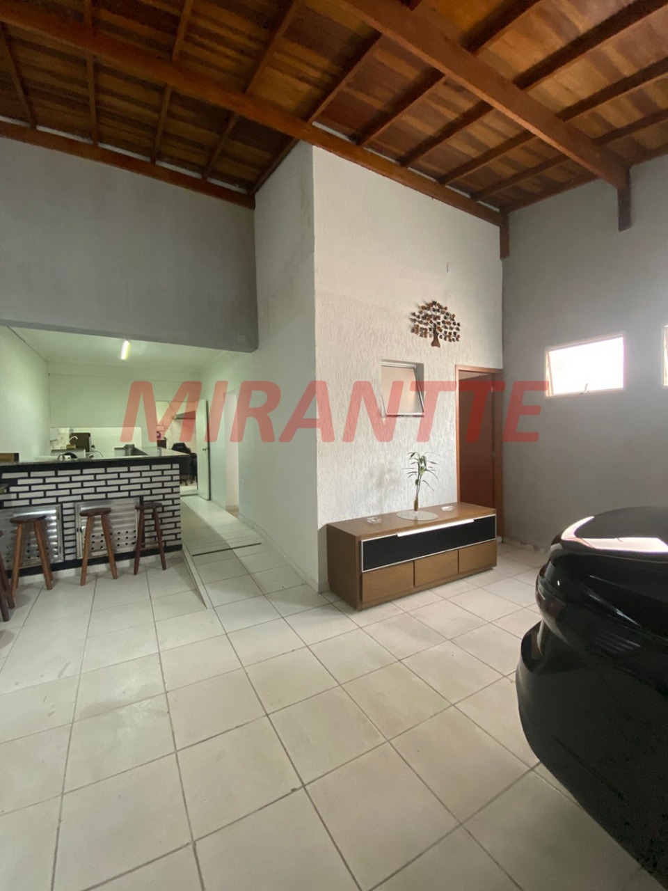 Sobrado de 217m² com 4 quartos em Santa Teresinha