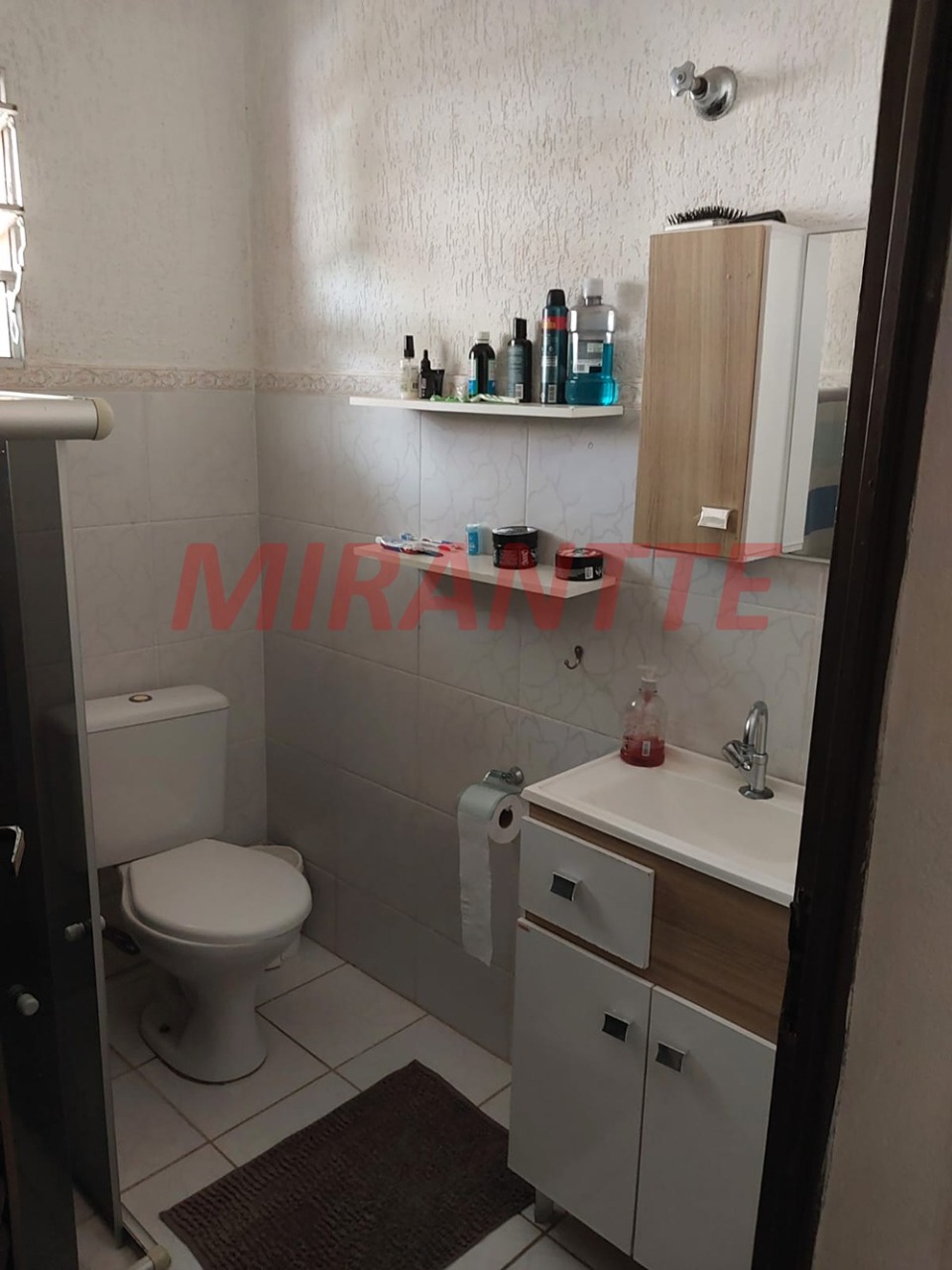 Sobrado de 217m² com 4 quartos em Santa Teresinha