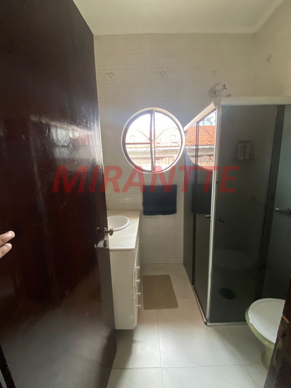 Sobrado de 217m² com 4 quartos em Santa Teresinha