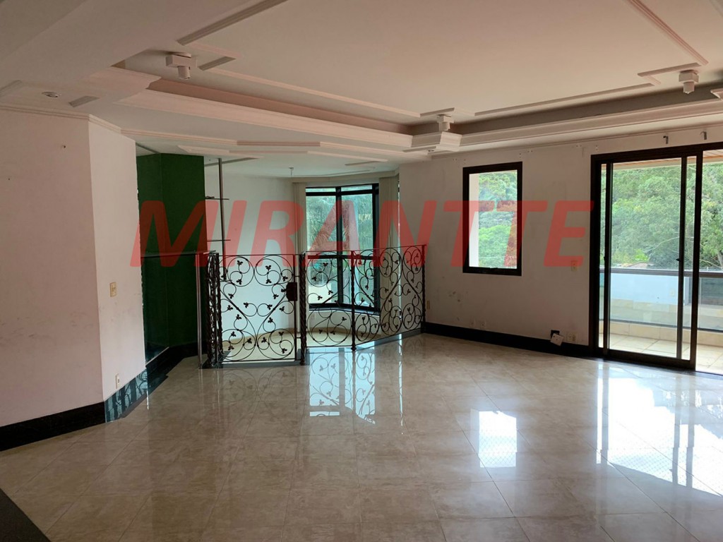 Apartamento de 270m² com 4 quartos em Horto Florestal