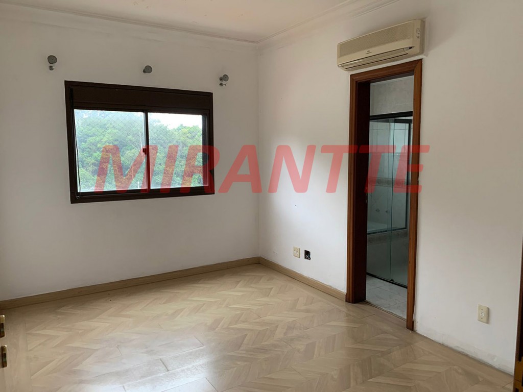 Apartamento de 270m² com 4 quartos em Horto Florestal