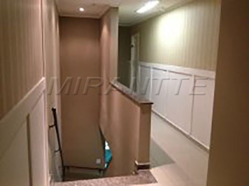 Comercial de 1600m² em Pinheiros