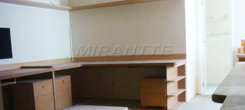 Comercial de 1600m² em Pinheiros
