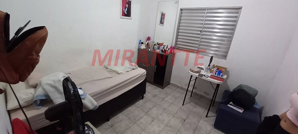 Casa terrea com 3 quartos em Vila Sabrina