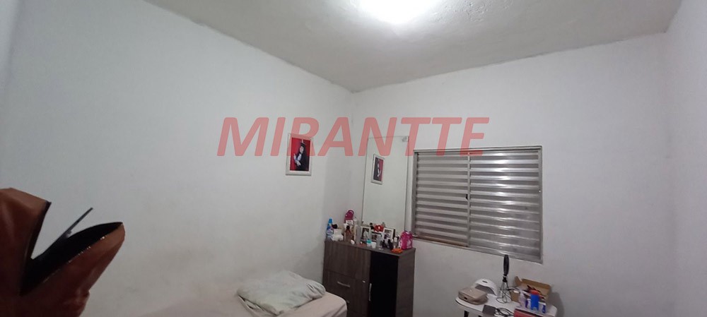 Casa terrea com 3 quartos em Vila Sabrina
