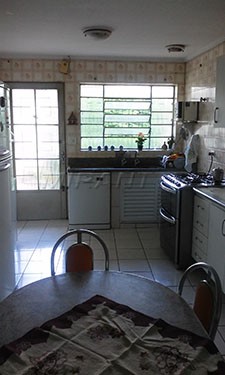 Sobrado de 140m² com 3 quartos em Santana