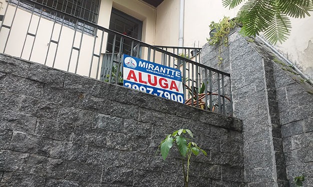 Sobrado de 140m² com 3 quartos em Santana