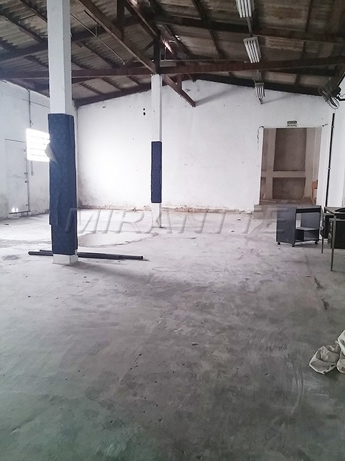 Comercial de 5213m² em Santana