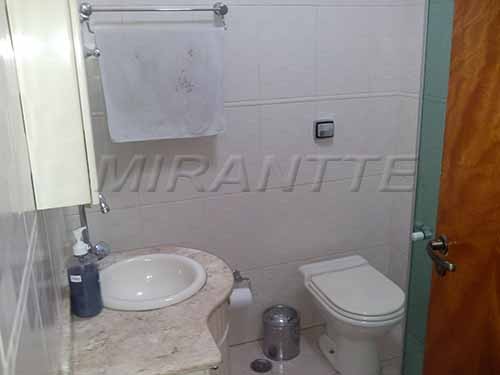 Casa terrea de 204m² com 2 quartos em Água Fria