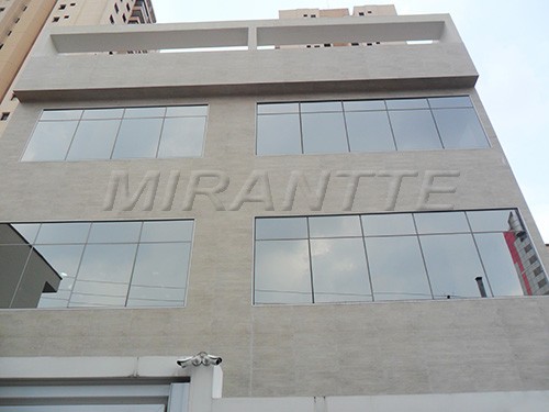 Comercial de 225m² em Santana
