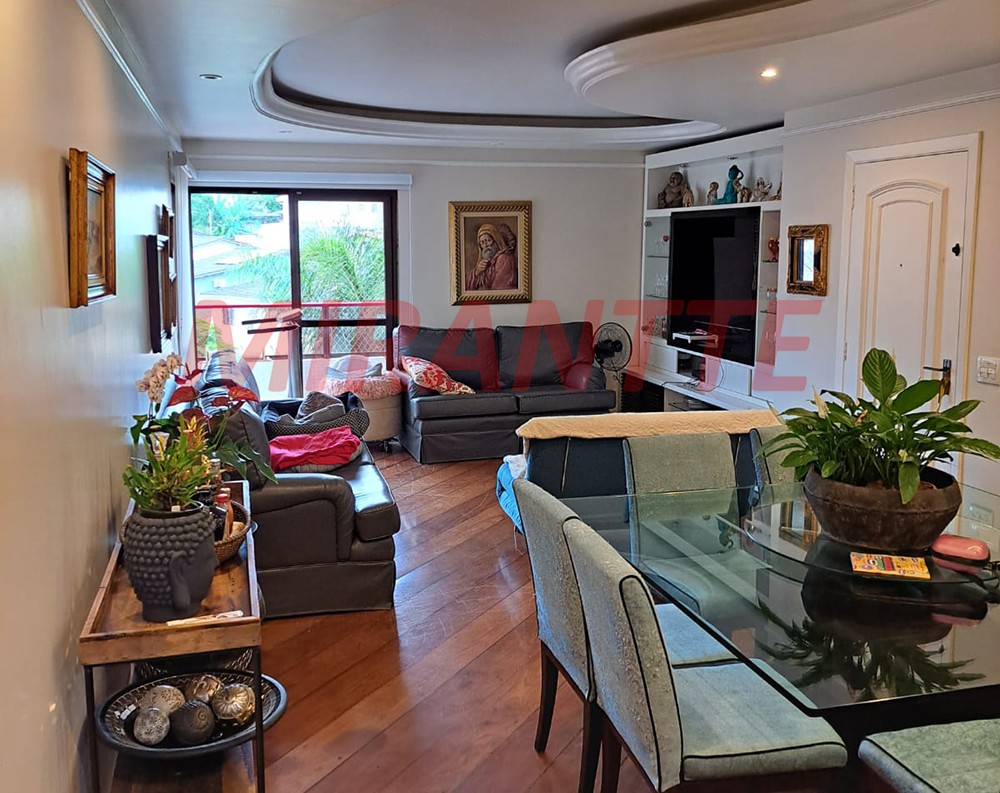 Apartamento de 168m² com 3 quartos em Água Fria