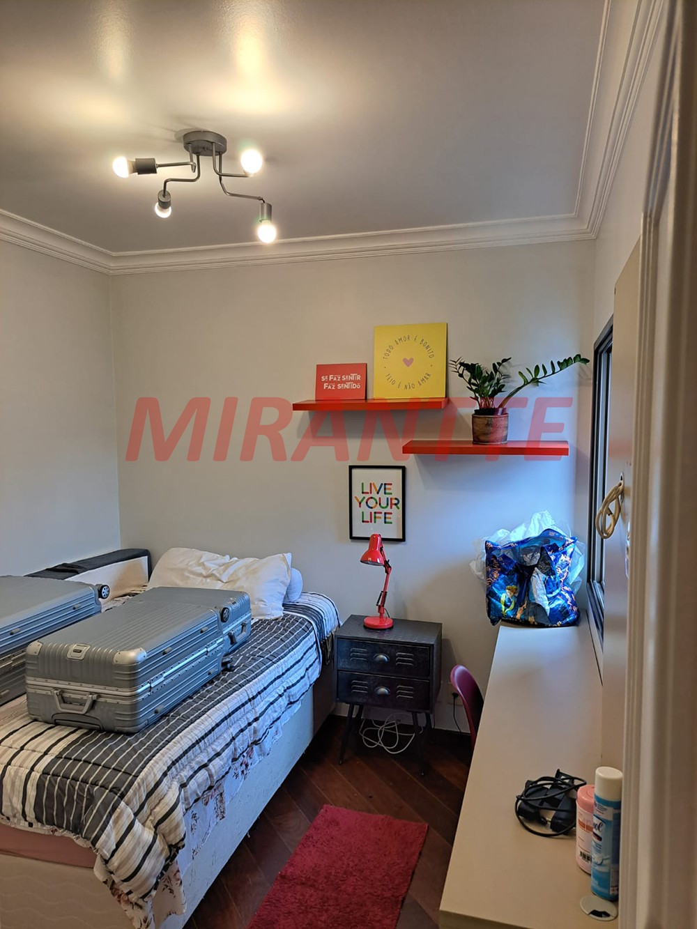 Apartamento de 168m² com 3 quartos em Água Fria