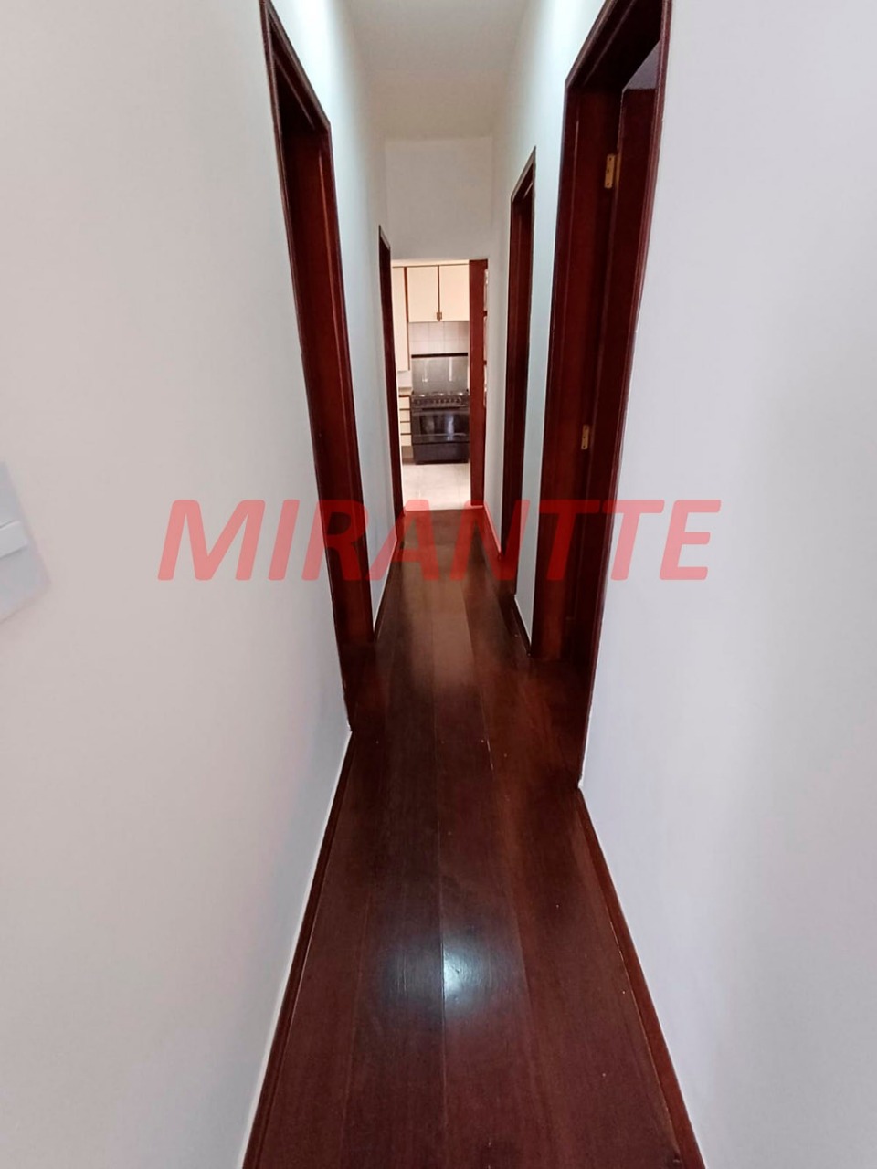 Casa terrea de 190m² com 4 quartos em Água Fria