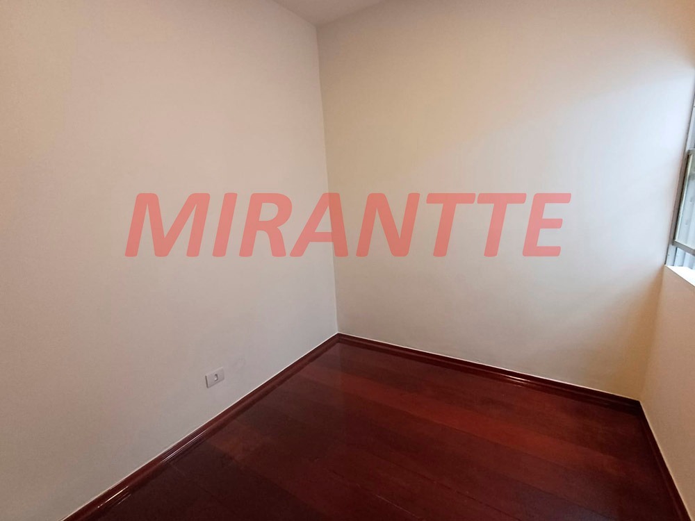 Casa terrea de 190m² com 4 quartos em Água Fria