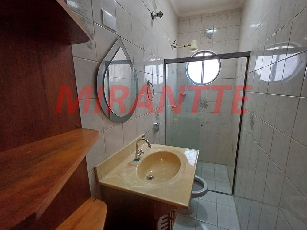 Casa terrea de 190m² com 4 quartos em Água Fria