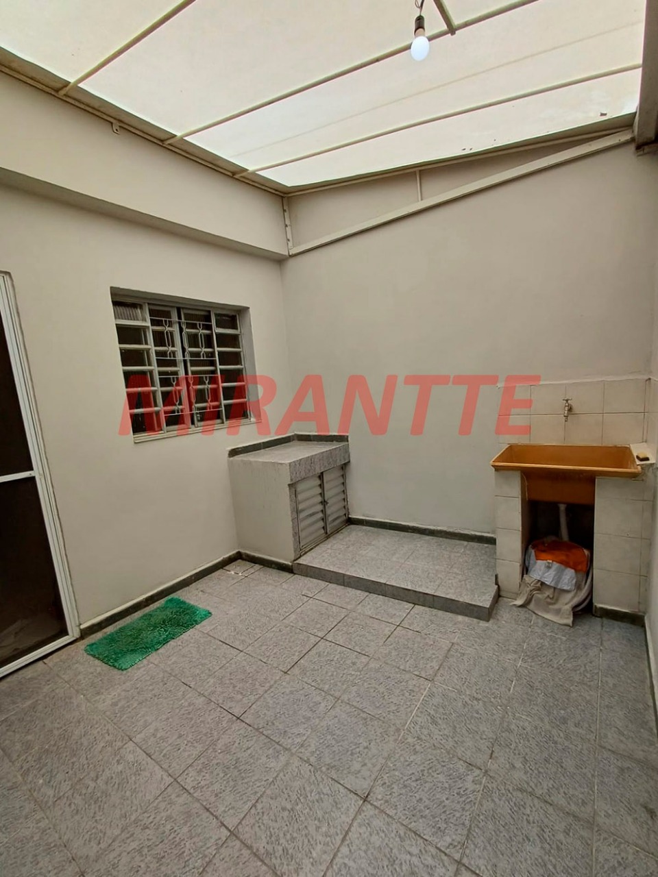 Casa terrea de 190m² com 4 quartos em Água Fria