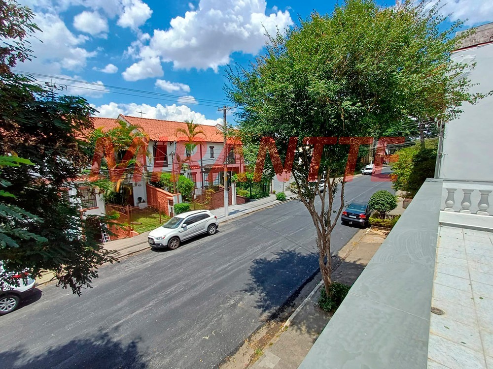 Casa terrea de 190m² com 4 quartos em Água Fria
