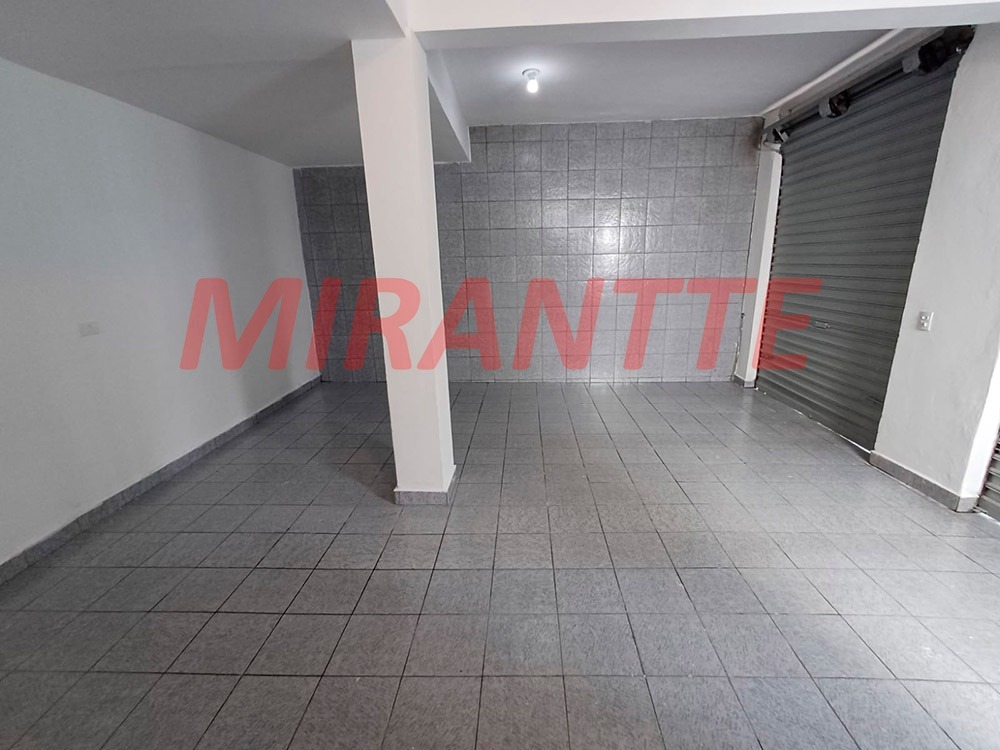 Casa terrea de 190m² com 4 quartos em Água Fria