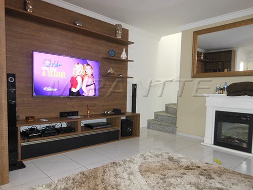 Sobrado de 149m² com 3 quartos em Parada Inglesa