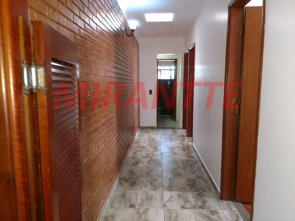 Sobrado de 350m² com 4 quartos em Santana