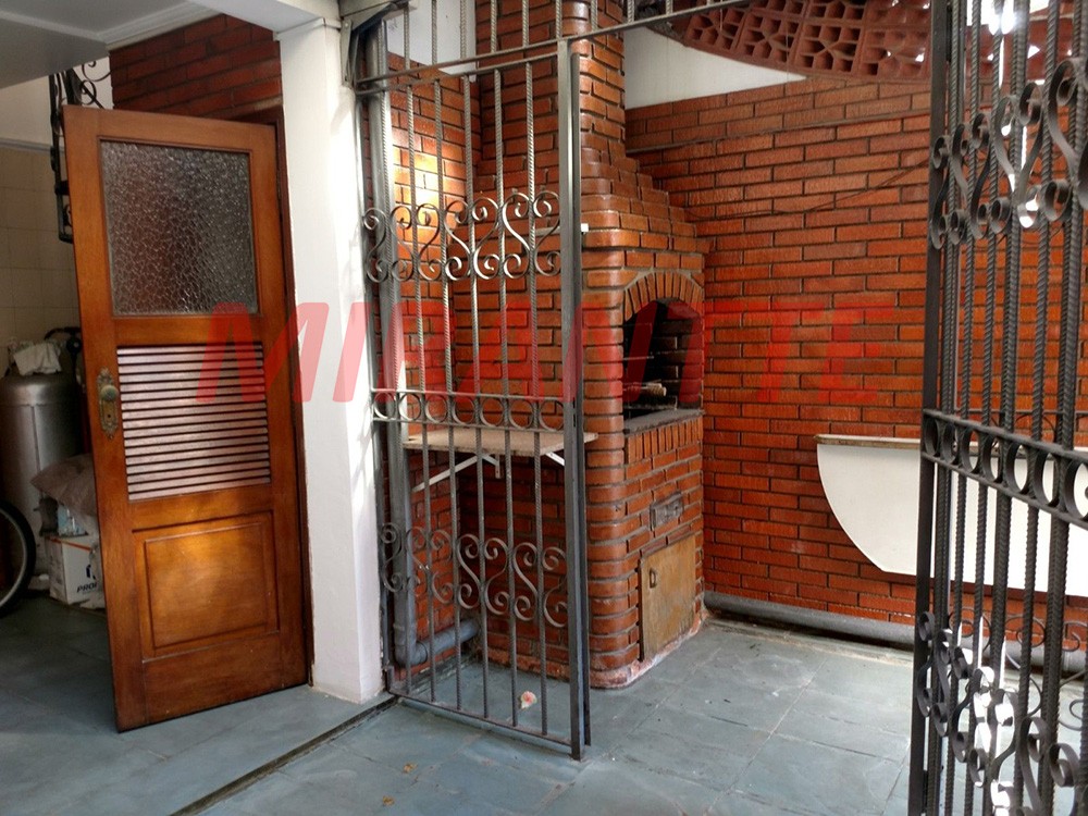 Sobrado de 350m² com 4 quartos em Santana