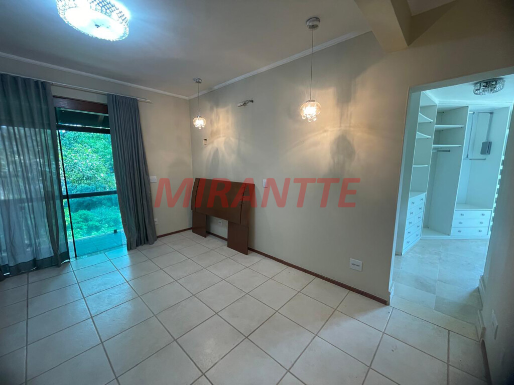 Casa terrea de 600m² com 3 quartos em Serra Da Cantareira