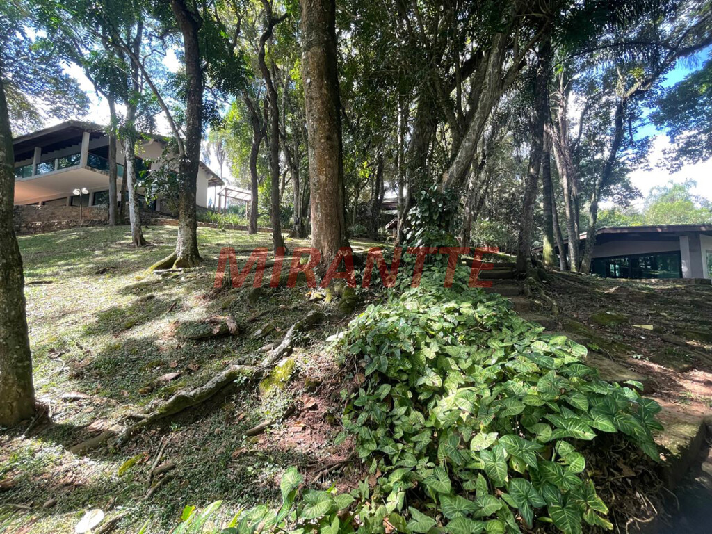 Casa terrea de 600m² com 3 quartos em Serra Da Cantareira