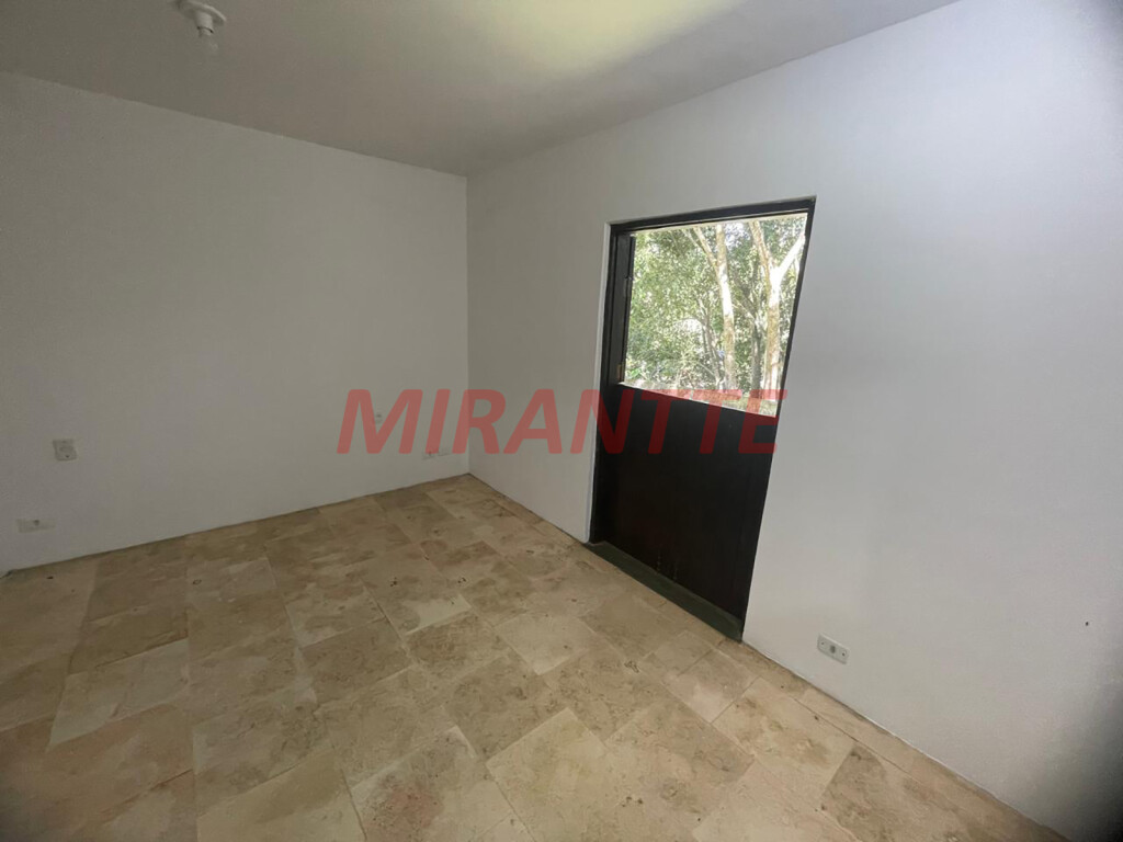 Casa terrea de 600m² com 3 quartos em Serra Da Cantareira