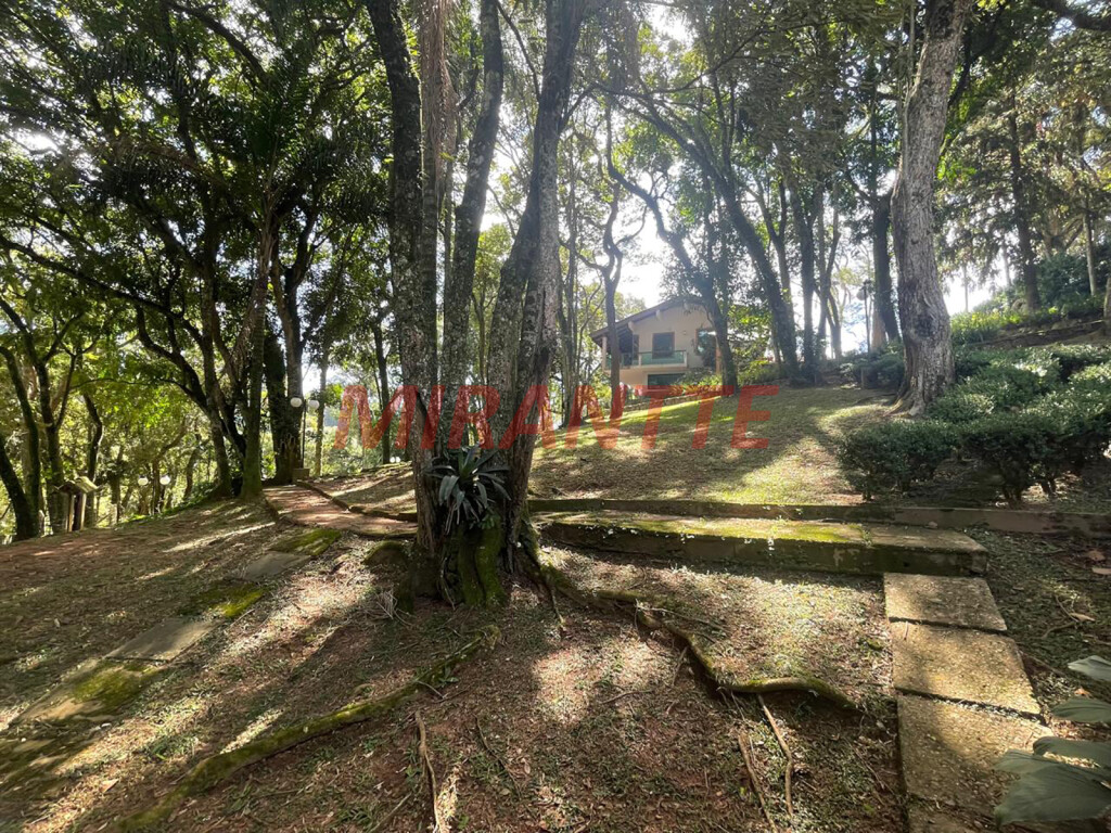 Casa terrea de 600m² com 3 quartos em Serra Da Cantareira