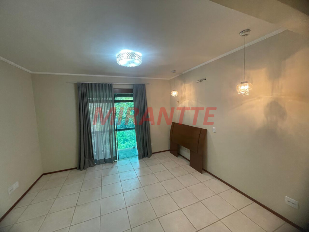 Casa terrea de 600m² com 3 quartos em Serra Da Cantareira