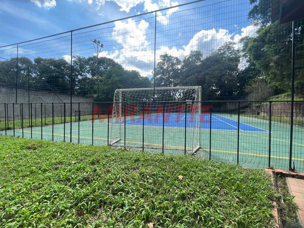 Casa terrea de 600m² com 3 quartos em Serra Da Cantareira