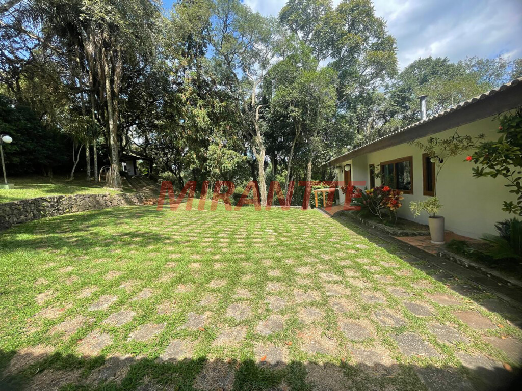 Casa terrea de 600m² com 3 quartos em Serra Da Cantareira